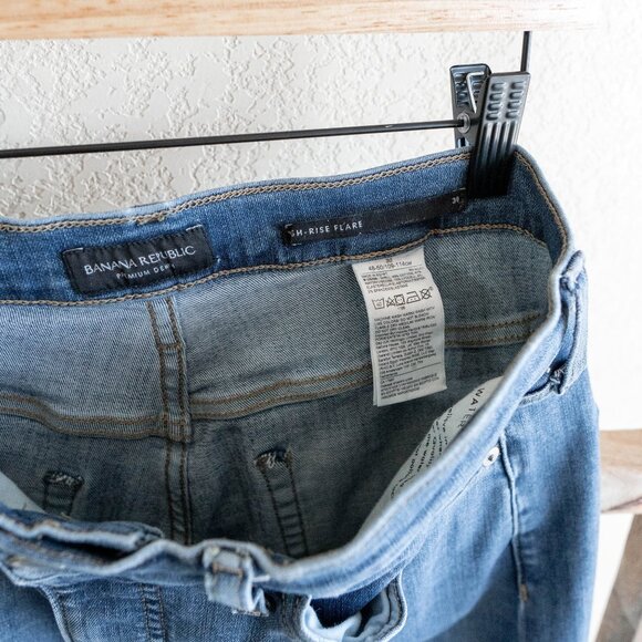 Banana Republic High-Rise Flare Jeans Size 30 | Ice Field Wash - Picture 2 of 9
